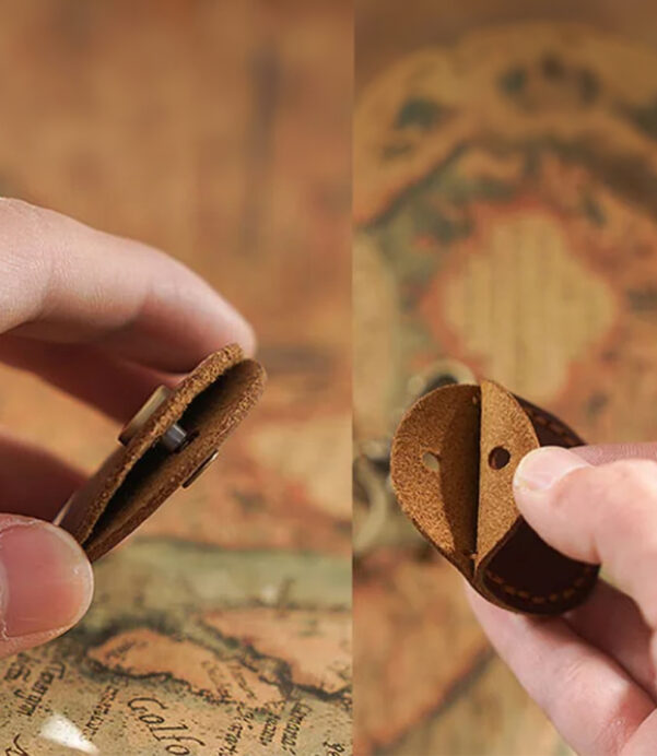 Elevate your everyday accessories with our Hand-Stitched Leather AirTag Holder. Made from premium cowhide and personalized for a unique touch—because you deserve better! #PersonalizedAirTagCase #LeatherCraftsmanship #LuxuryGiftIdeas #CowhideKeychain #GiftIdeas2025 #AirTagAccessories #MinimalistEverydayCarry