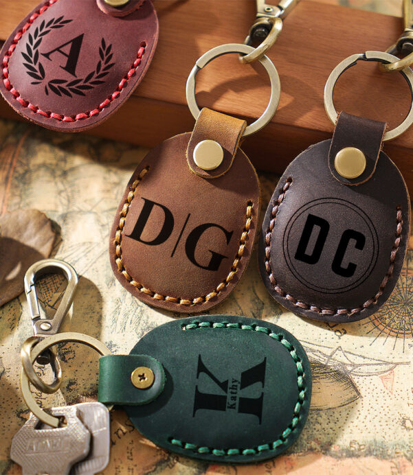 Crafted from full-grain cowhide and stitched by hand, our Personalized AirTag Holder with Keyring offers lasting durability and personal flair—perfect for gifts and daily use! #GenuineCowhide #AirTagProtection #PersonalizedLuxury #HandmadeGoods #LeatherAccessories #GiftForLovedOnes #TechMeetsStyle #MinimalistLeather