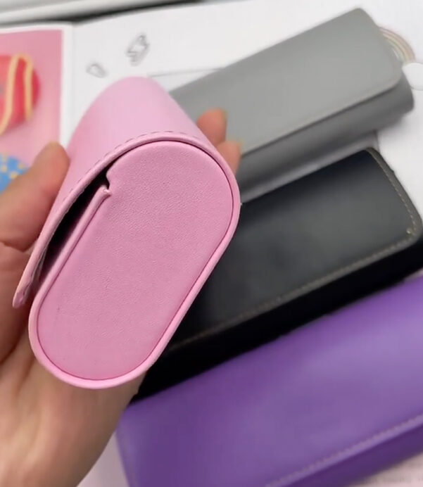 Protect your eyewear in style with our Personalized Vegan Leather Glasses Case! Customizable for a personal touch, blending modern and vintage vibes. Perfect gift for anniversaries, birthdays, or Christmas! #GlassesCase #PersonalizedGift #VeganLeather #GiftIdeas #ModernVintage #SustainableStyle #AnniversaryGift #ChristmasGiftIdeas