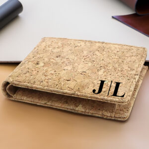 Sustainable never looked so good! This Personalized Cork Wallet offers a slim design with space for coins, cards, and IDs. A perfect eco-conscious gift for any occasion. #PlanetFriendlyGifts #EcoChicWallet #VeganSlimWallet #MinimalistStyle #CorkMagic #GiftingGreen #EcoWarriorStyle #PersonalizedGiftIdeas