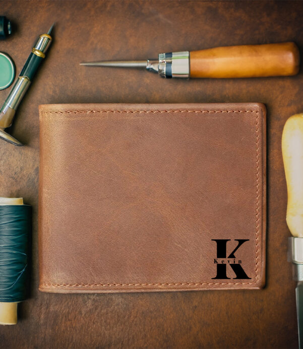 Looking for the perfect Christmas gift? Our Crazy Horse Full Grain Leather Wallet features RFID protection, a coin pouch, and customizable engraving—where style meets security. #GiftingSeason #PersonalizedGiftIdeas #LeatherLovers #MensWallet2025 #CrazyHorseVibes #RFIDBlockingWallet #WalletGoals #HolidayGifts