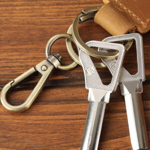 Handmade from quality cowhide, our Crazy Horse Leather Keychain features custom engraving and comes in 5 versatile colors. A perfect personalized gift for birthdays, weddings, or holidays! #UnisexAccessories #LeatherKeyring #CustomEngraving #PersonalizedKeychain #GiftGuide2025 #EverydayStyle #CrazyHorseLeather #StylishCarry