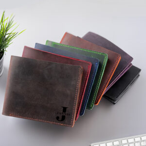 Elevate everyday essentials with this Personalized Crazy Horse Leather Wallet. Featuring a custom engraved bifold style, it's a must-have accessory for both men and women. #LuxuryLeatherGoods #CustomWallet #MensStyleTrends #MinimalistCarry #VintageInspired #HandmadeWallets #CrazyHorseLover #GiftReady