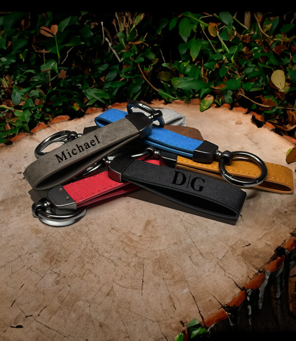 Crafted with care, this custom leather keychain is the perfect personalized gift for car lovers. Handmade and engraved with a name or date of birth, it’s stylish and practical for anyone. Great for him, her, or yourself! #CustomKeychain #LeatherKeychain #PersonalizedGift #CarLovers #GiftForHim #GiftForHer #HandmadeWithLove #EtsyFinds #MensStyle #WomenAccessories #KeychainDesign #TrendingNow