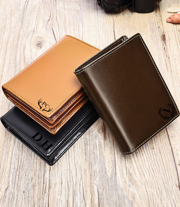 A timeless gift for him: handcrafted leather wallet made from Italian full grain leather. RFID blocking and personalization included. Tags: #MensGift #LuxuryWallet #RFIDLeatherWallet #DadGift #CustomLeather #HandmadeForHim
