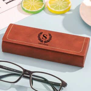 Our Classic Vegan Leather Glasses Case is the ultimate mix of style and sustainability. Customize it for a personal touch—perfect for Christmas, birthdays, or anniversaries! #SustainableAccessories #EcoChicGift #ModernVintageStyle #CustomMadeGift #GiftIdeas2025 #VeganGifts #MinimalistFashion #EyewearLovers