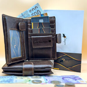 Experience timeless elegance with our Personalized Trifold Oily Leather Wallet. Crafted from premium vintage leather, it's 100% RFID-safe for ultimate security. Ideal gift for him or her, this wallet blends style with function. A perfect choice for birthdays, anniversaries, or Father’s Day. #PersonalizedGift #MensStyle #RFIDWallet #GiftForHim #LeatherGoods #VintageStyle #LuxuryWallet #GiftIdeas