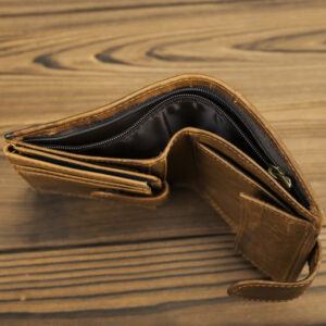 Slim, stylish, and rugged—our Handmade Horse Leather Wallet features a personalized retro design with multi-card slots and a coin purse. A perfect companion for men and women. #SustainableStyle #HandmadeAccessories #GenuineLeather #EverydayLeather #RetroCasual #GiftForHimAndHer #LeatherEssentials #WalletInspo