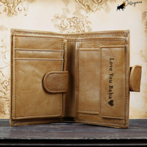 Casual elegance meets retro flair in this Handmade Horse Leather Wallet. Personalised with love, it’s a versatile multi-card wallet and coin purse perfect for gifting. #CasualLuxury #RetroWallets #LeatherHandmade #GiftForEveryone #HorseLeatherCraft #PersonalizedEssentials #VintageVibes #WalletGoals