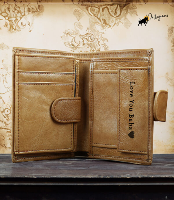 Casual elegance meets retro flair in this Handmade Horse Leather Wallet. Personalised with love, it’s a versatile multi-card wallet and coin purse perfect for gifting. #CasualLuxury #RetroWallets #LeatherHandmade #GiftForEveryone #HorseLeatherCraft #PersonalizedEssentials #VintageVibes #WalletGoals