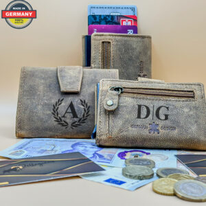 A wallet that does it all—RFID protection, coin storage, card holder, and full personalization. The perfect blend of security, style, and sentiment. #AllInOneWallet #SmartWalletDesign #CustomMensGift #RFIDLeatherWallet #CoinPocketEssentials #SlimAndSecure #GiftForHim #EverydayCarry2025 #PortemonnaieFinds