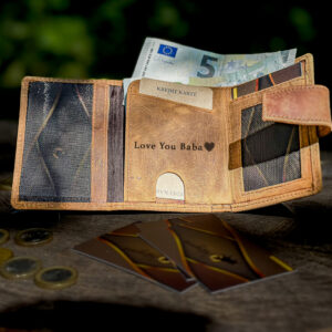 Combine elegance and function with this custom RFID wallet. With a coin pocket and slim silhouette, it's made for modern men. Add initials to create a unique and useful gift. #RFIDCardHolder #CoinPocketWallet #PersonalizedForHim #SlimLeatherWallet #CustomGiftIdeas #FatherGift #MensStyle2025 #PortemonnaieLove #GiftGuide